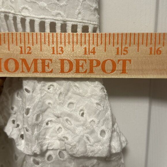 Pretty Little Thing Women's Size 6 Dress White Ruffle Tiered Eyelet Mini Lined - Picture 9 of 11